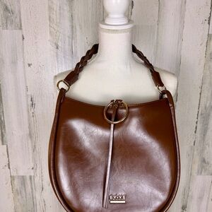 #82
Evve New York Milano hobo bag.